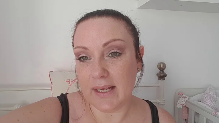 Shell's Belle's Younique Presenter