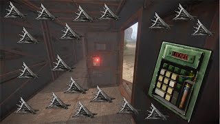 Rust Codelock exploit - Easiest loot of my life [triggerwarning]