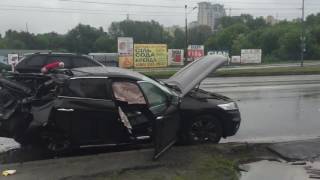 Видео с места аварии помощника нардепа Геращенко в Киеве