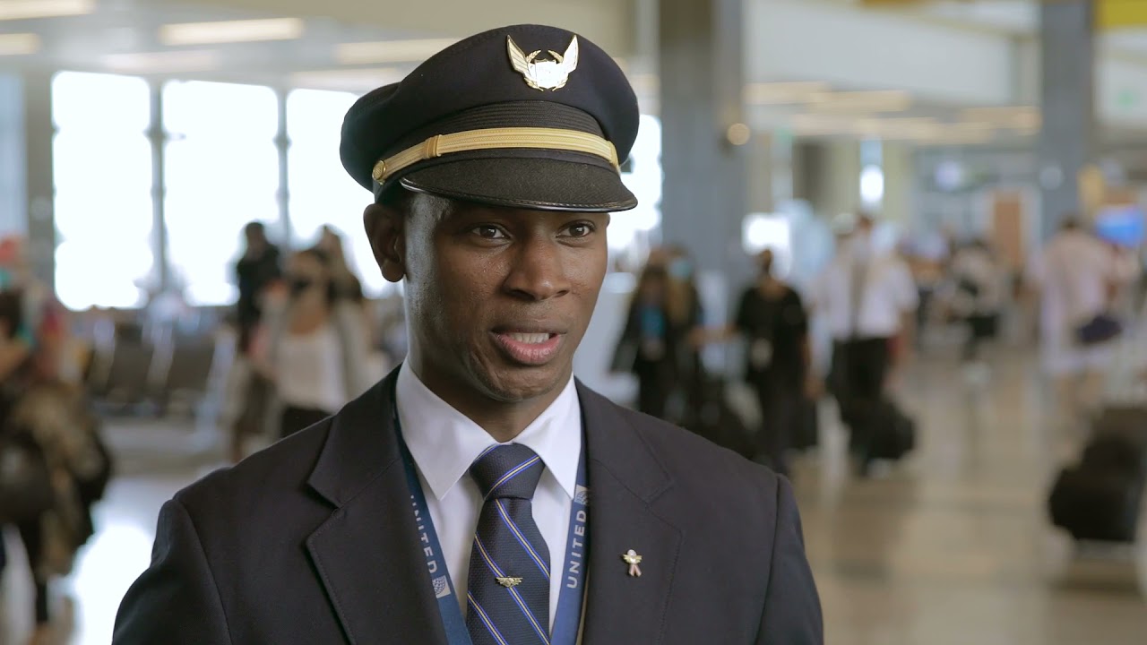 Alaska Airlines Pilots Are Leaving the Company for Better Job Protections  at Other Airlines - YouTube