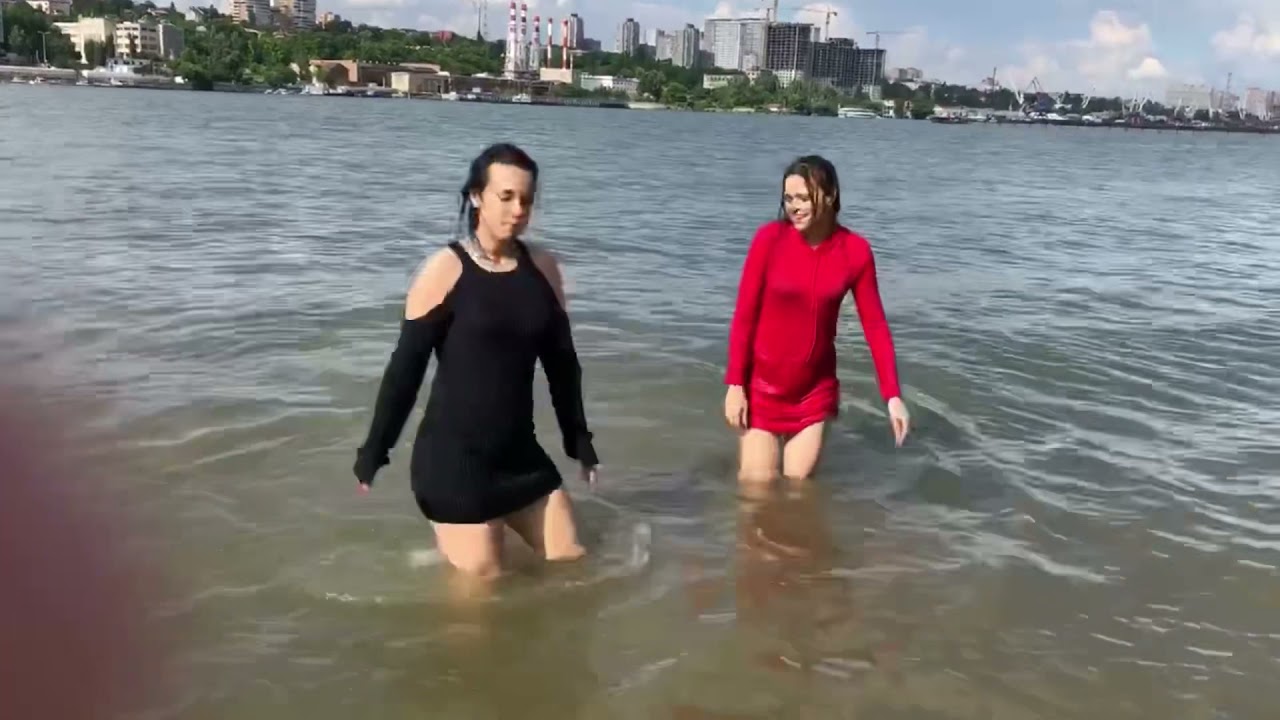 Foto set red and black dress