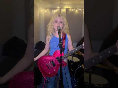 girls just wanna be famous !! #popmusic #indiemusic #singersongwriter #80s #y2k