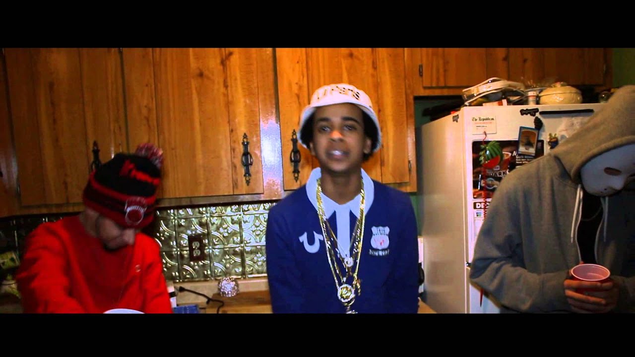 Lil Paris- Up in the trap - YouTube