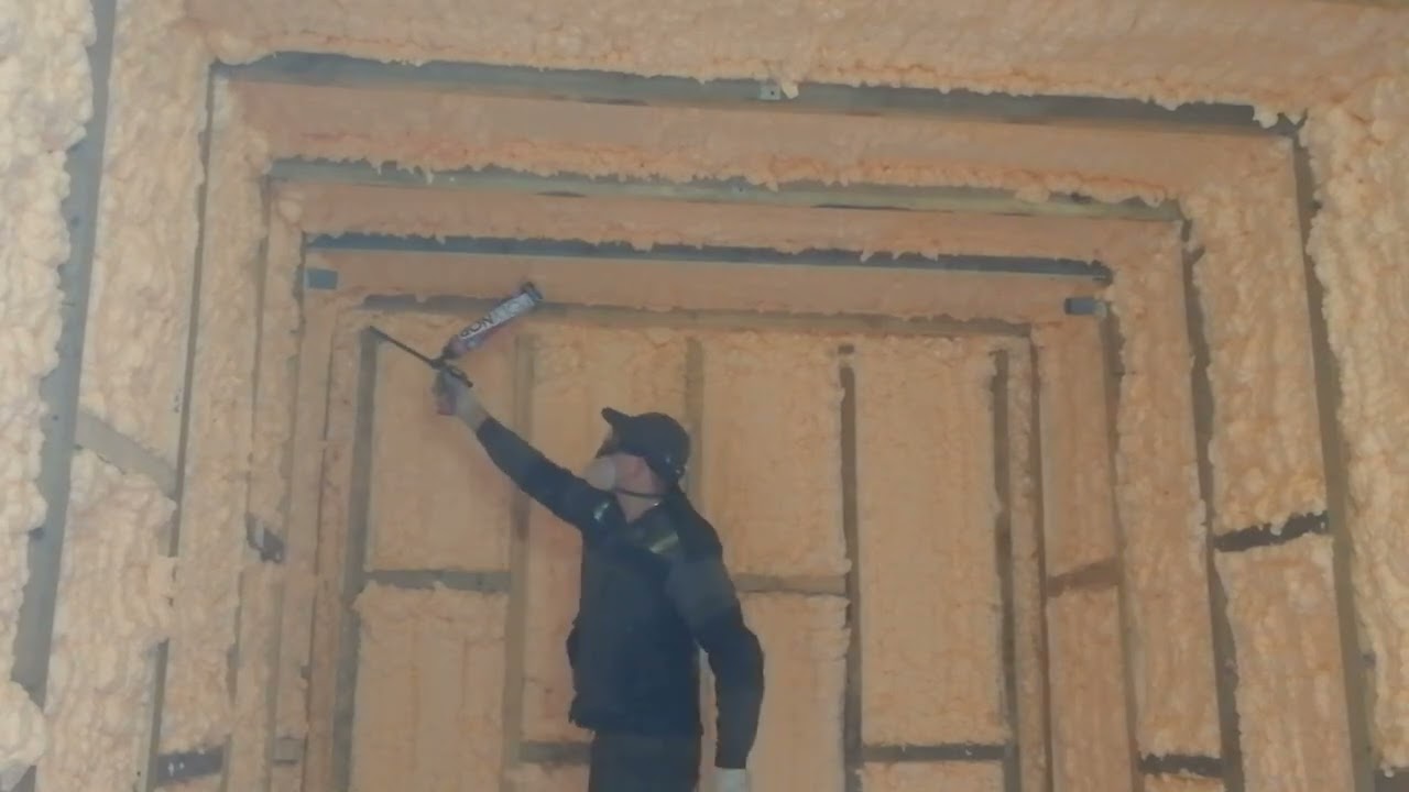 Утепление морского контейнера. Котельная из контейнера. 