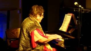 Professorin Für Jazzforschung Ilse Storb Live Katakomben 2015