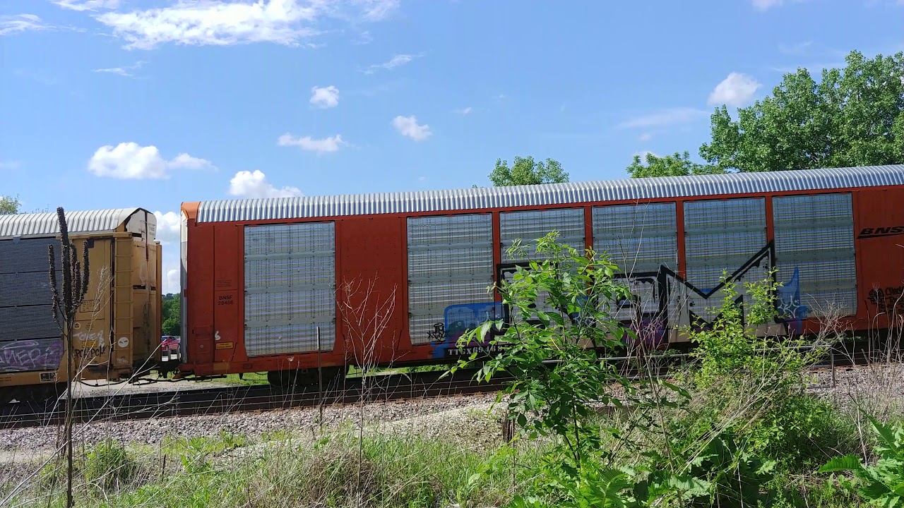 BNSF 6957 West Joliet, IL 5/30/19 bnsf 5729