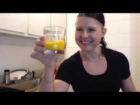 how-to-make-fresh-ginger-turmeric-juice-shots-the-cheap-way!