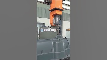 A non-metallic five-axis machining center is a CNC machine for non-metal processing. #cnc