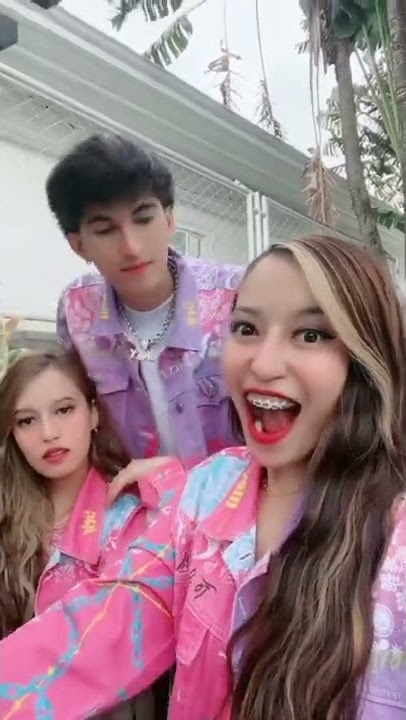 Mas LOVE daw ni Justine si Sophia kaysa kay sabby at hinalikan pa niya ito sa pisngi |SabbyDump