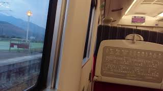 5249次加班普悠瑪自強號富里站交會328次柴聯自強號待避441次Hello Kitty彩繪太魯閣自強號