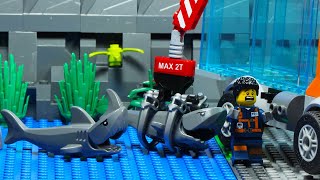 Lego City Shark Transport Truck Crash