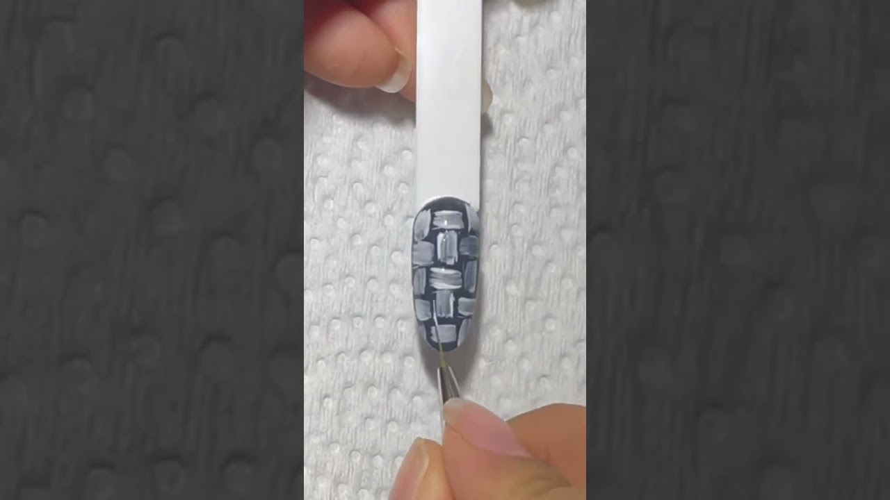 Easy new nail art ideas for beginners 