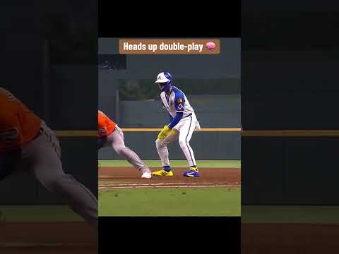 Tagged the runner then first base 🙌
