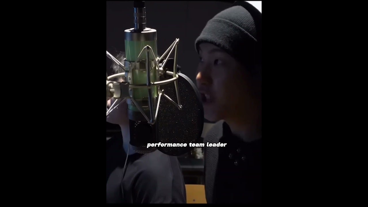 The difference between their voice is so cute🤭 