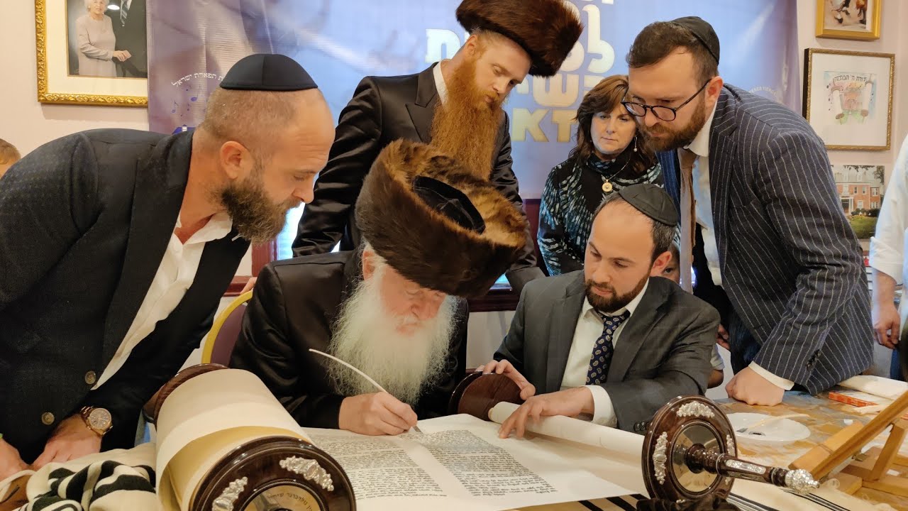 Tiferes Yisroel (Rabbi Goldberger's Shul) Hachnasas Sefer Torah 2022