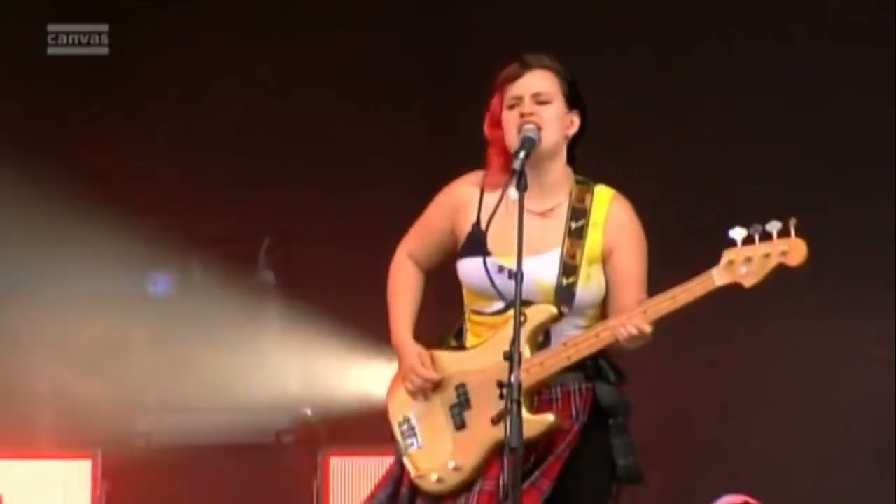 Stone - Money (Hope Ain't Gone) Live Rock Werchter 