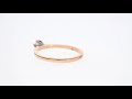 Anillo solitario con hermoso diamante de 0.05 ct en oro rosa 14K video Anillo solitario con hermoso diamante de 0.05 ct en oro rosa 14K video