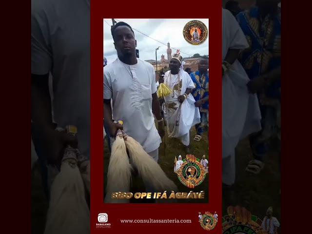 Oke Itase 2024 - 2025 Ile Ife  1 de Junio de 2024 - llegada del Araba Agbaye