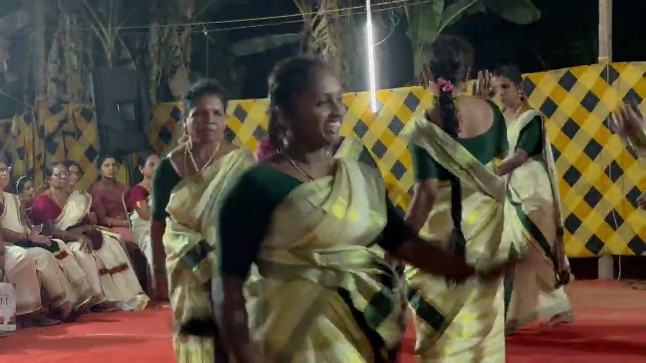 Ekatha group Subitha Sajitha Bindu Jisha Reega Rekha Shiny Sari Sindhu Nanditha Rahmath and Geethu 