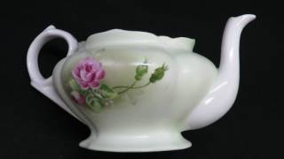 Lefton China Musical Teapot from Japan