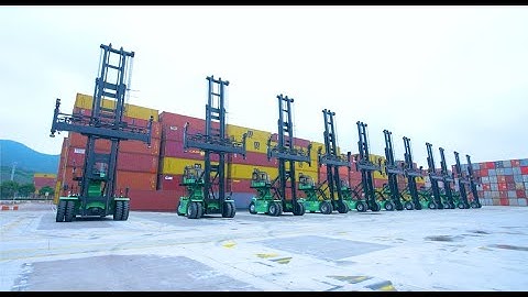48 Electric Empty Container Handlers: Revolutionizing Green Port Operations