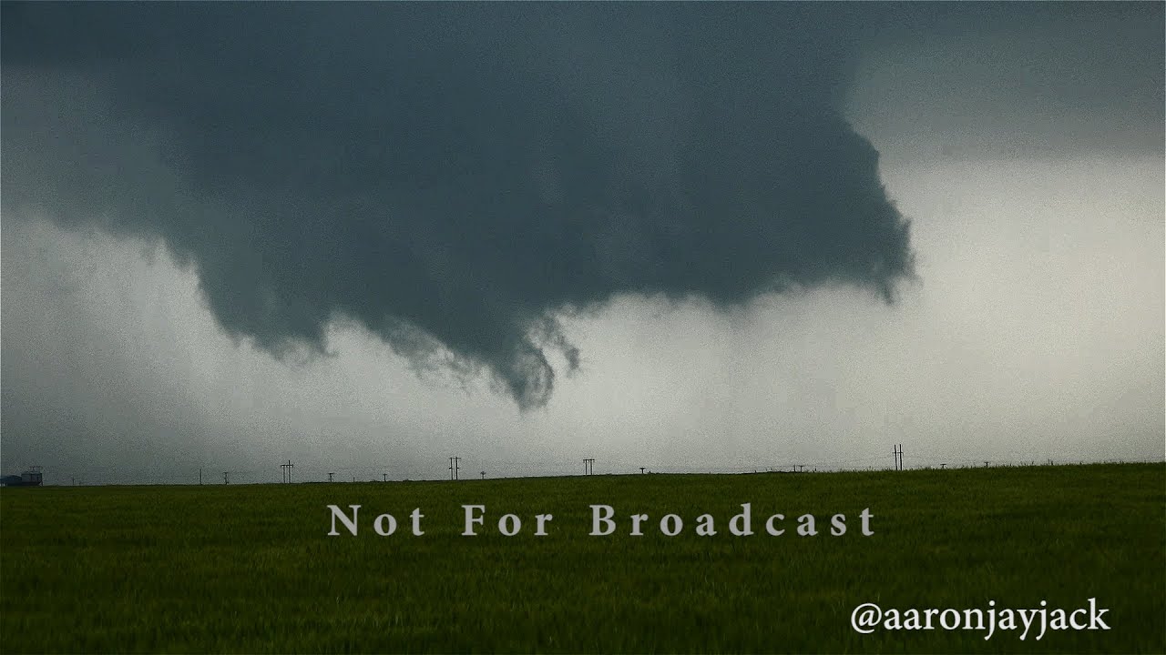 ELEGANT Wall Cloud TORNADO WARNED SUPERCELL Tipton Oklahoma 04-26-2016 ...