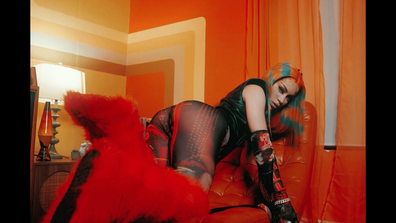 Ayleks - Monster ft. Maxo Kream [Official Music Video]