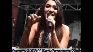 6 Sayang Nela Karisma