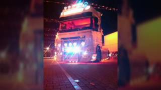 Jelle Schouwstra By Night