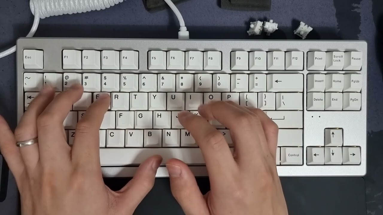 [Keyboard Sounds] ABKO AR87 w/ Outemu Silver