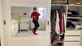 Masterchef Esra Tokelli̇ni̇n Evi̇ni̇ Bastik