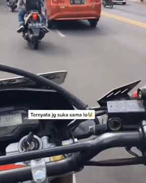 Story WA Supermoto