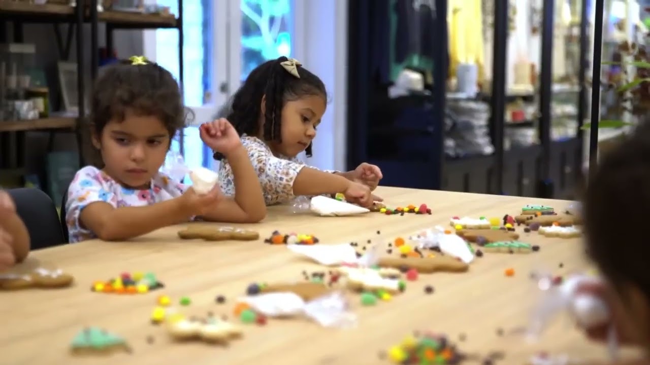 A Very Merry Garden at Fairchild 🎅