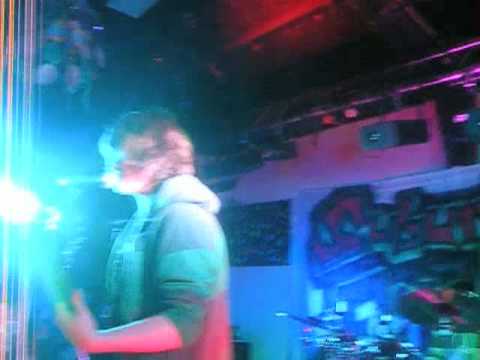 Assista a Choke Hazard - Blastbeat 2009 Part 3 - 'Pat The Baker' no YouTube Assista a Choke Hazard - Blastbeat 2009 Part 3 - 'Pat The Baker' no YouTube