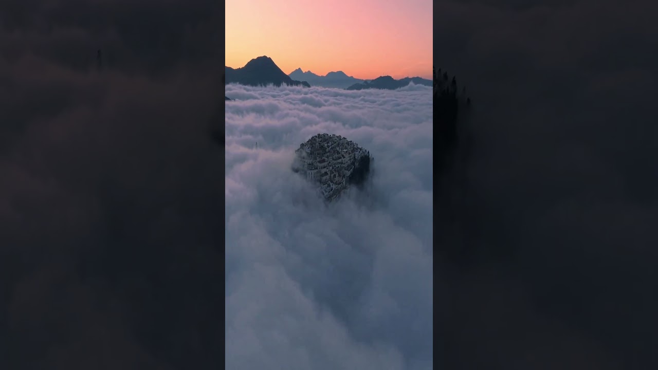Rotondella, Italy 🌄 The Town Above the Clouds