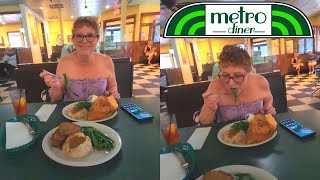 Iron City Meatloaf VS Fried Chicken Plate 🍽️ Metro Diner The Villages