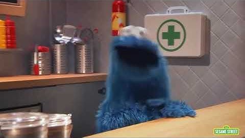 Sesame Street Cookie Monster’s foodie truck theme song