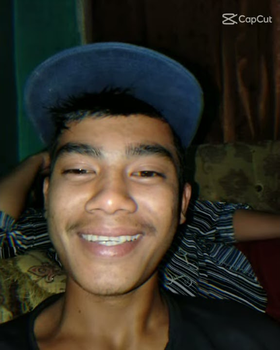 tetap tersenyum