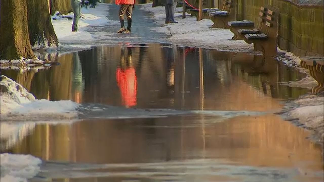 Subway service suspended after water main break floods tracks on Upper ...