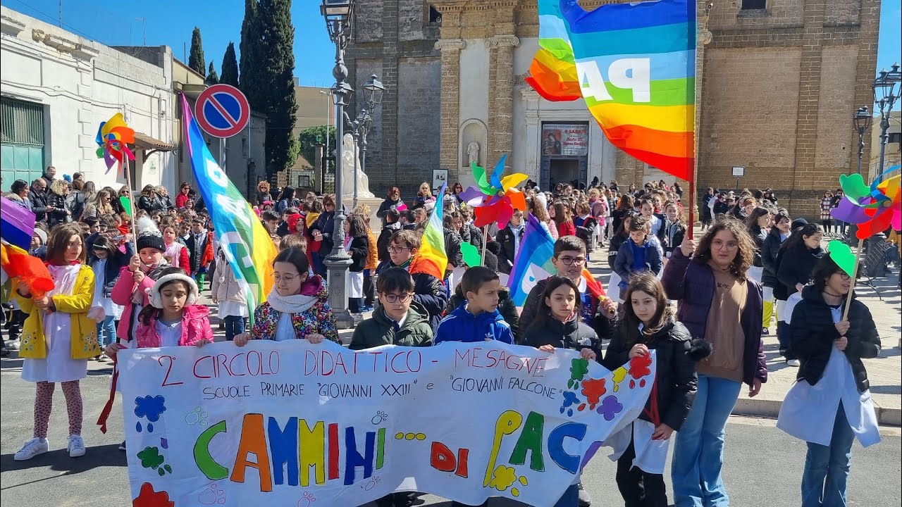 A Mesagne, Capitale Cultura di Puglia 2023, flash mob per la pace con il progetto “Muovinsieme”