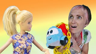 Видео Куклы Барби На Техосмотре! Грузовичок Лёва И Маши Капуки - Видео Игрушки Для Детей