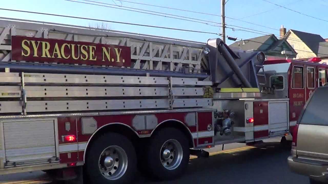 Syracuse Truck 8 Responding - YouTube