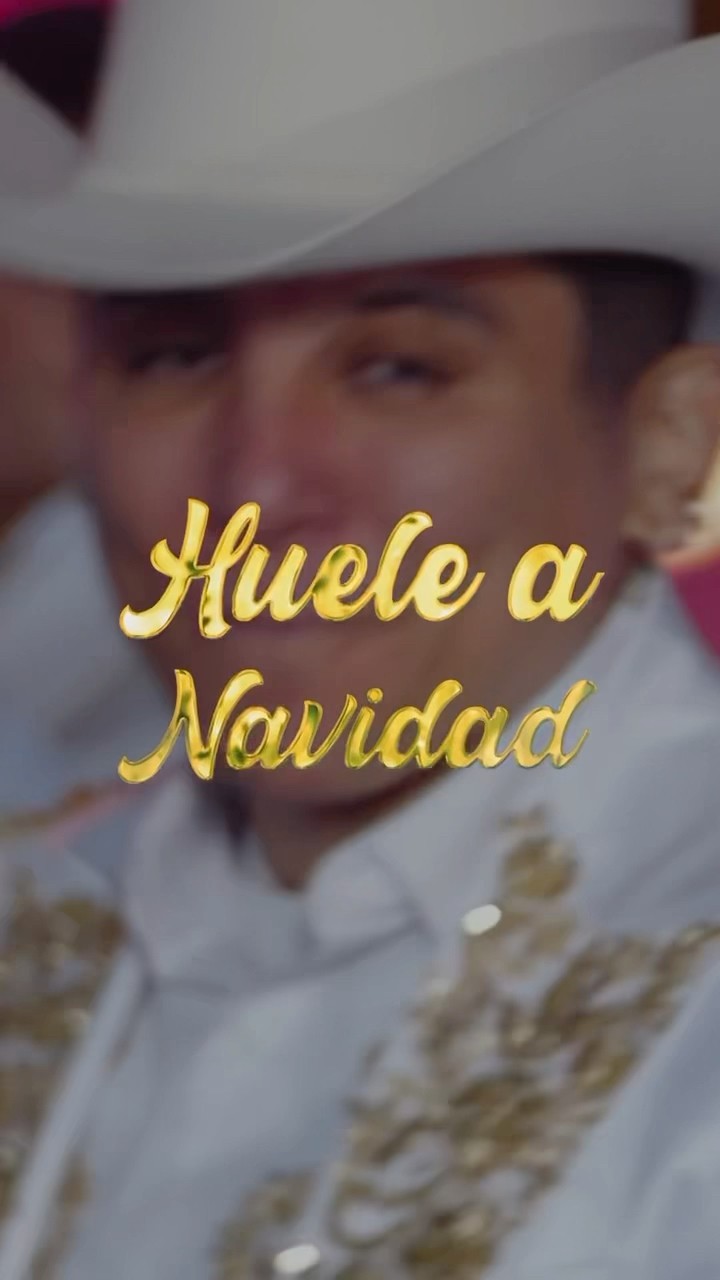 Ya esta disponible #HueleANavidad?de Edwin Luna y La Trakalosa de Monterrey