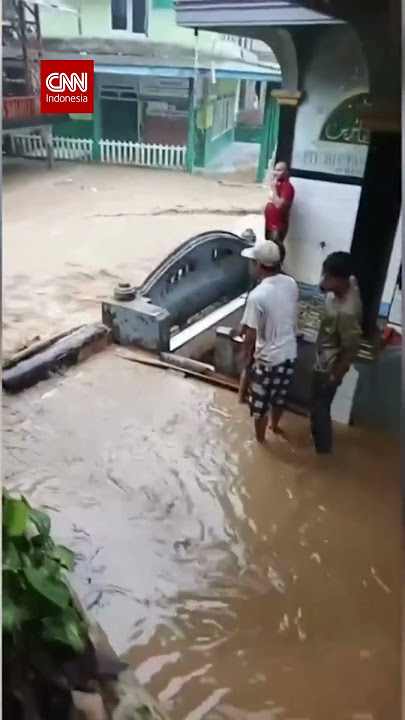 Banjir dan Longsor Terjang Garut Selatan