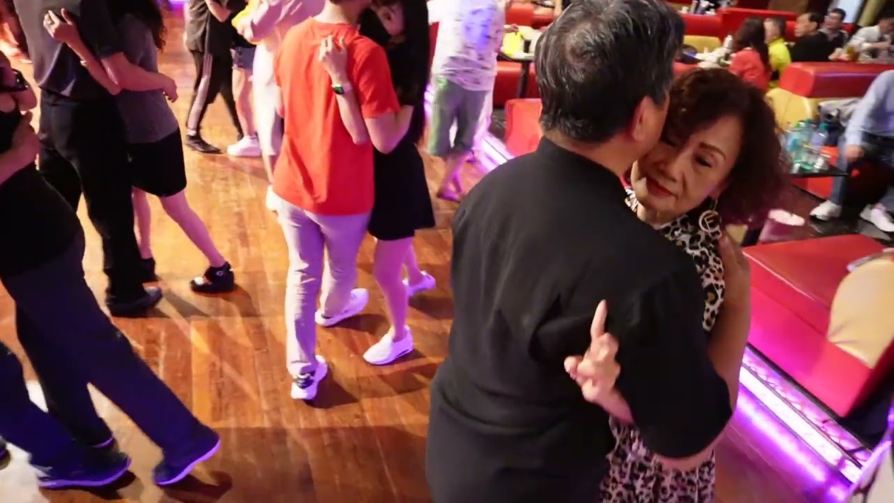 北 中 南 齊聚台南大舞廳（台大）TTT翅仔探戈 現場實況錄影。