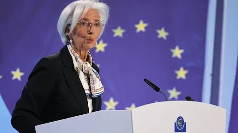 ECB Holds Rates, Sees Inflation at 2% Target by 2025