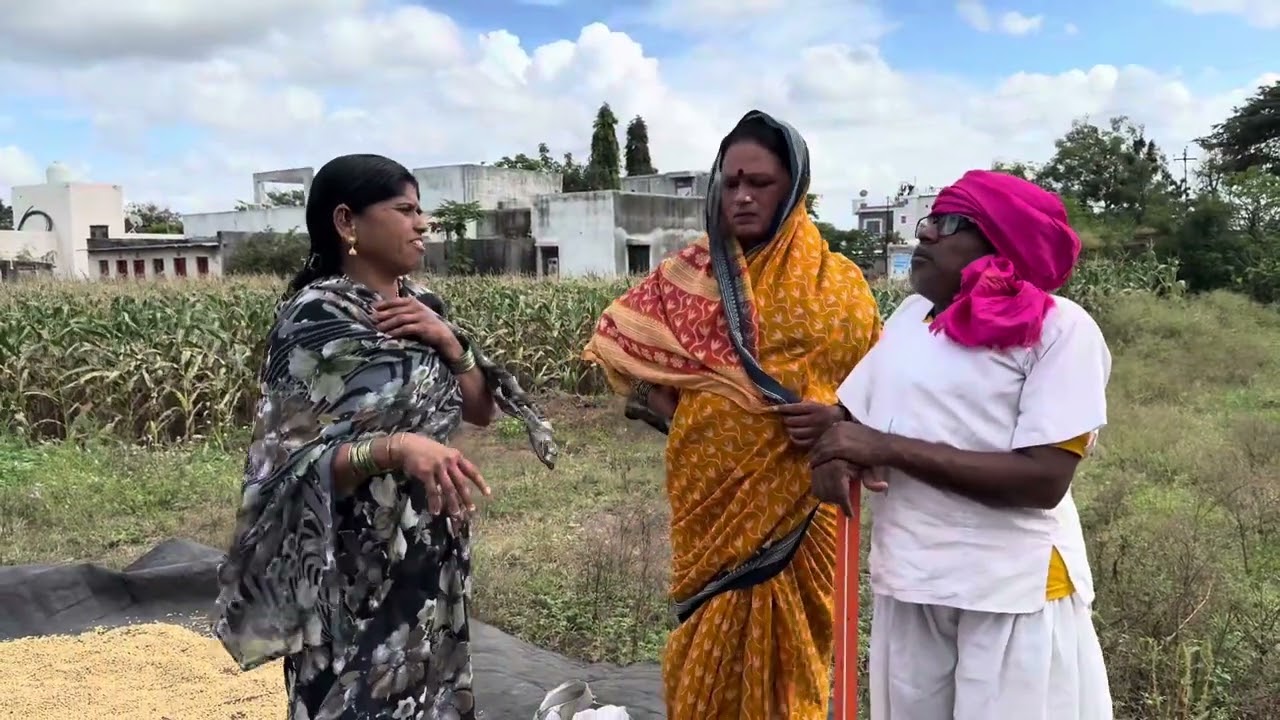 ४ चार पोर आई सांभाळू शकते पण एक आईला चार पोर नाही हृदयस्प्शी व्हिडिओ एकदा नक्की बघा #गावगाडाकॉमेडी 