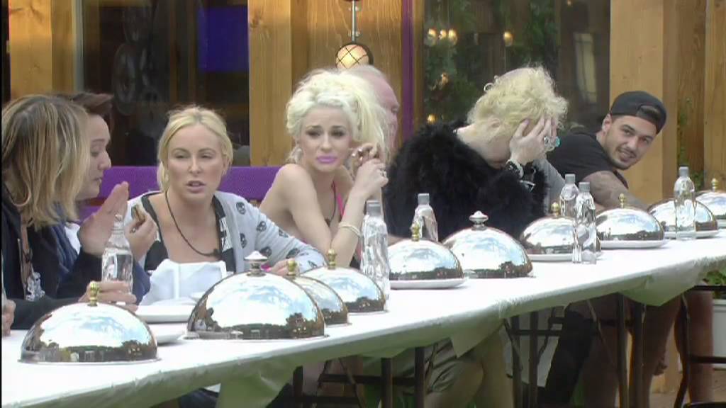 Day 5: Feeding time at the human zoo