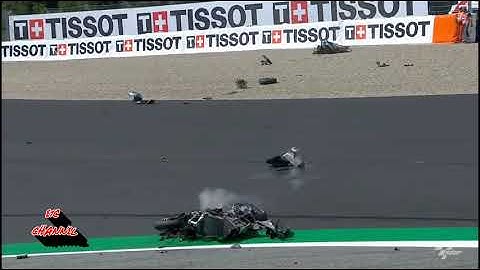 Rossi and Vinales crash on GP Austria | Angle | Original Sound