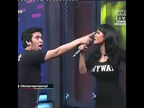 Julia Perez - Boleh (Official Music Video)